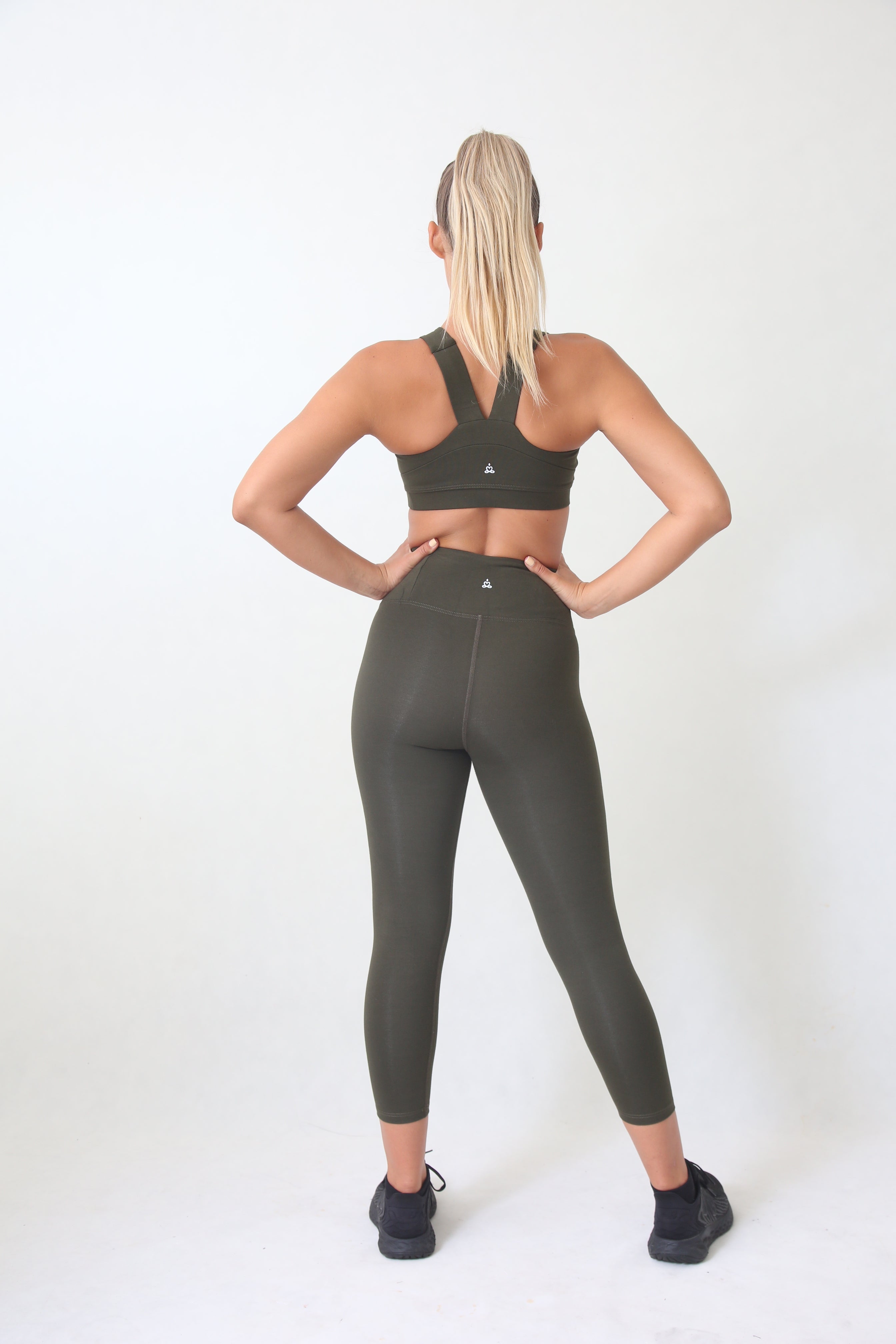 Non synthetic activewear Byron Bay
