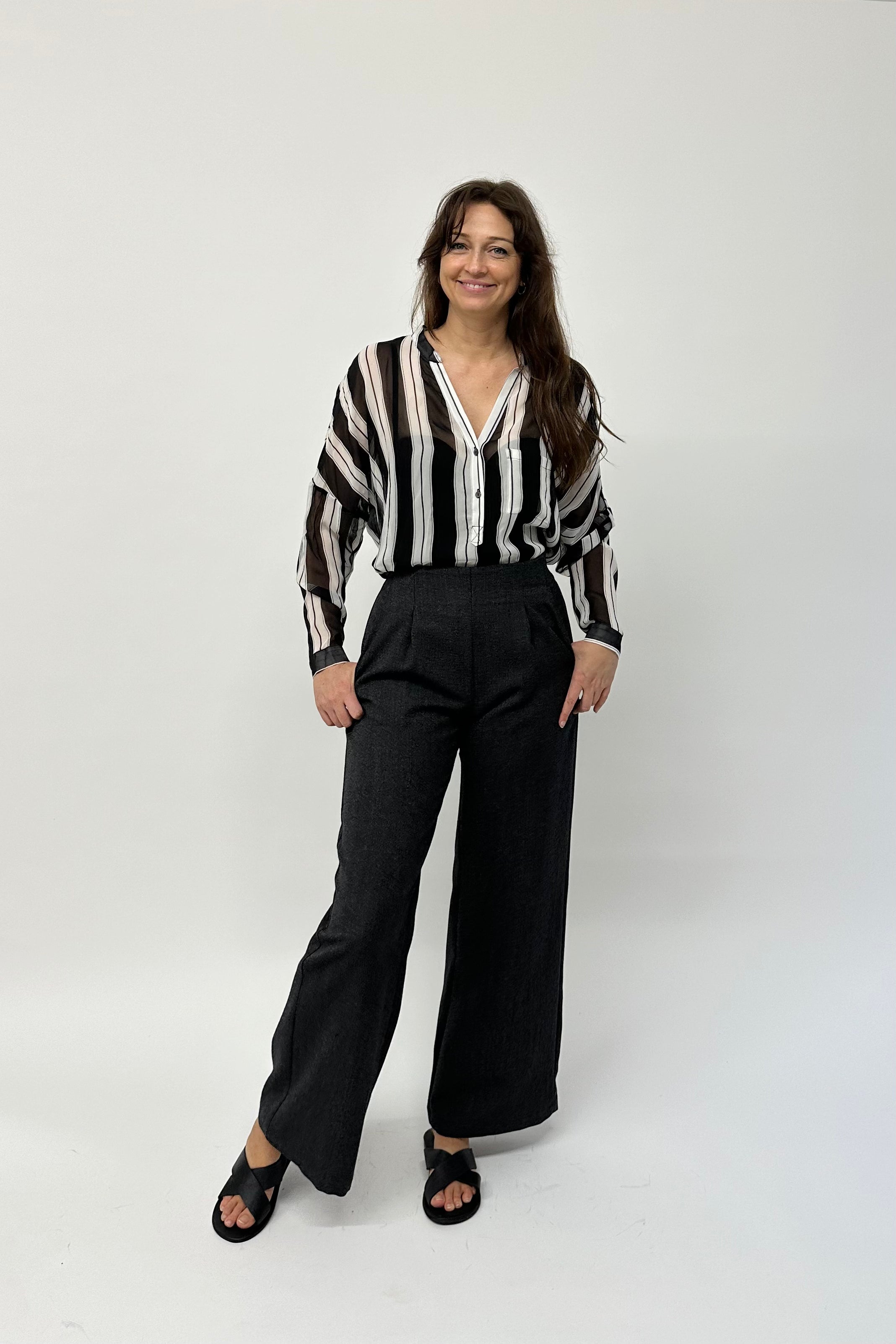 High waisted wool pant with pockets. Australian made
