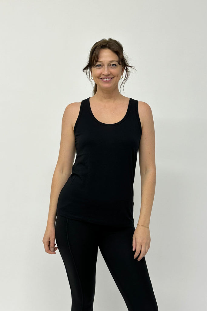 organic cotton singlet. great for layering. Perfect basic