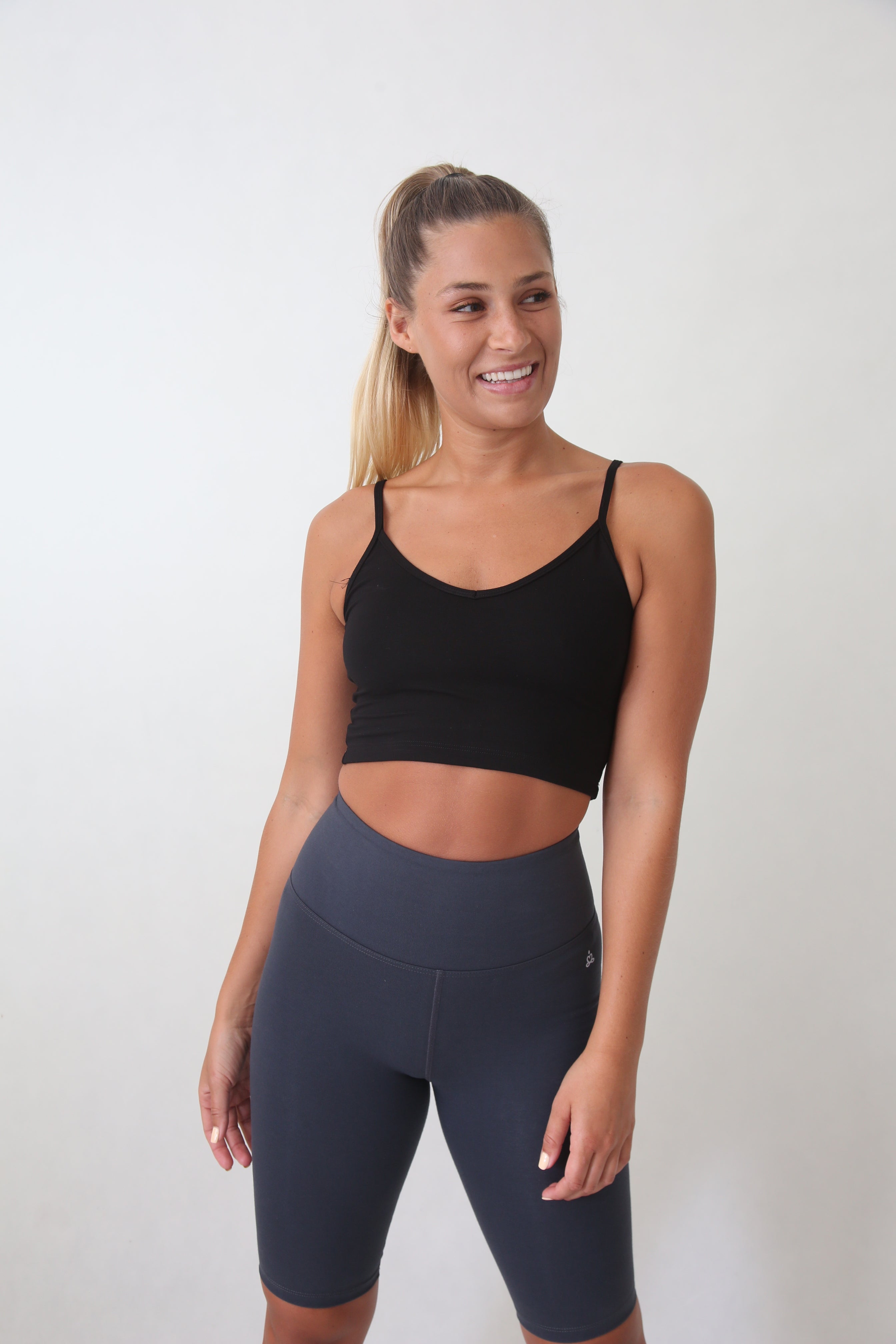 active wear top made in bamboo 