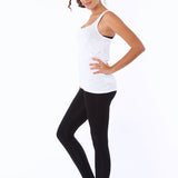Activewear yoga top not tight 